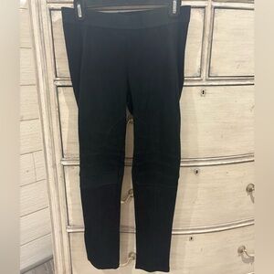 Olivaceous Black Textured Fabric leggings